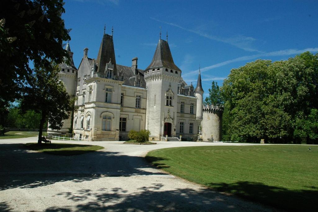 Chateau-Hotel De 니윌 외부 사진