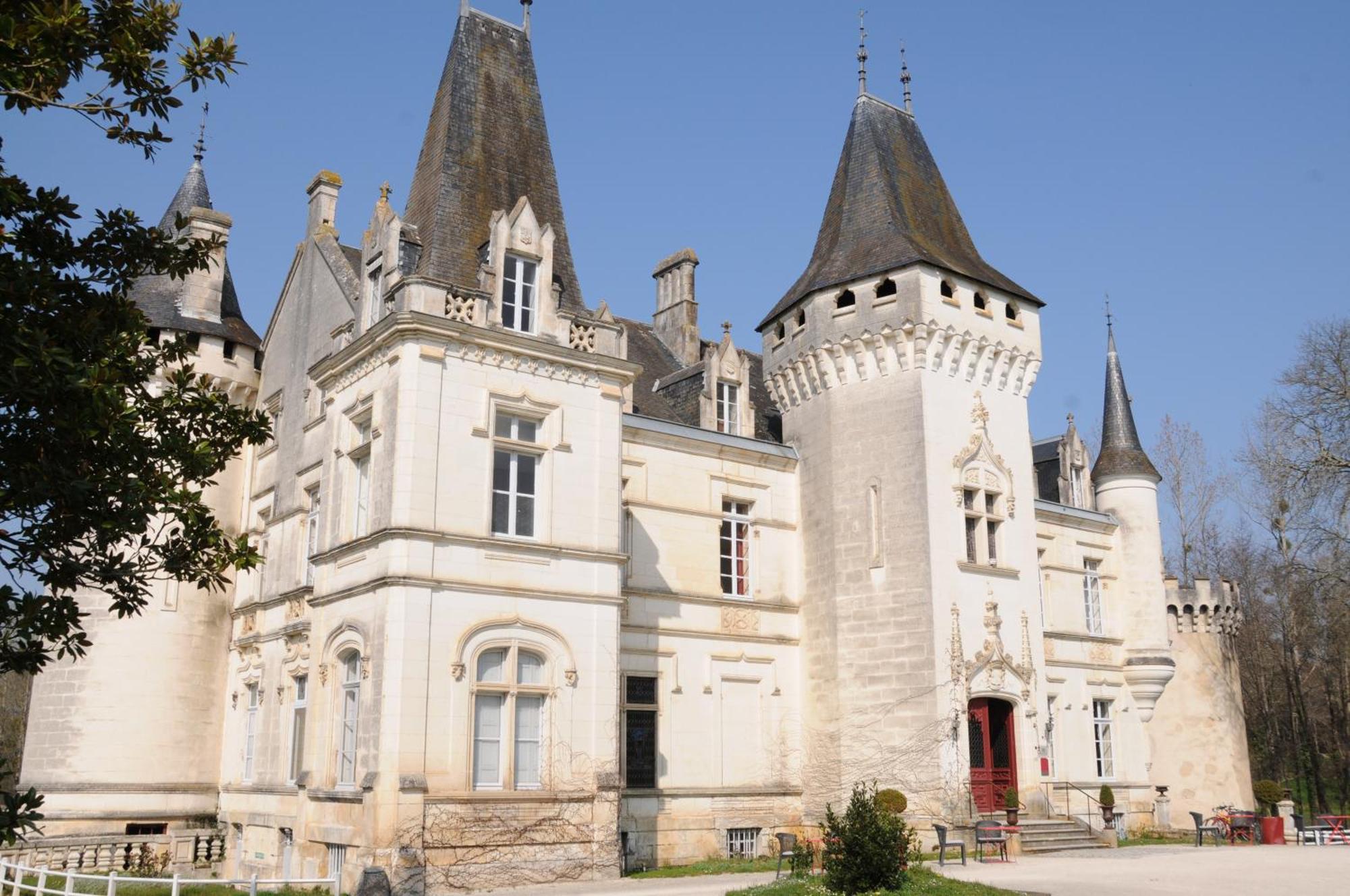 Chateau-Hotel De 니윌 외부 사진